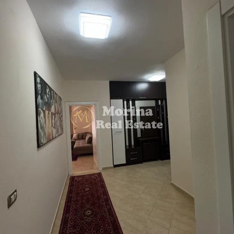 Tirane, jepet me qera apartament 2+1 Kati 2, 90 m² 550 € (Pallati Brigadave)