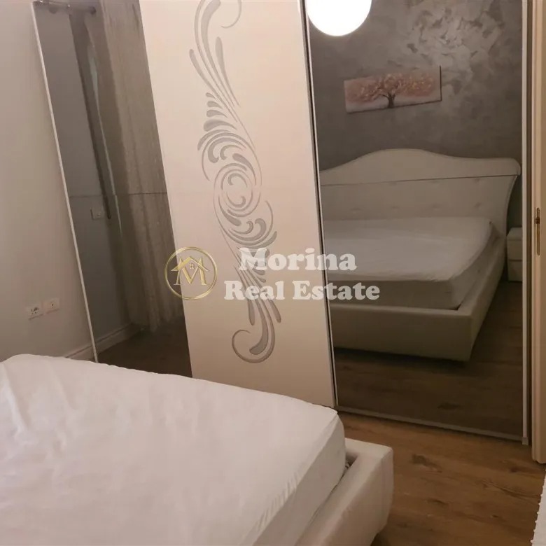 Tirane, jepet me qera apartament 2+1 Kati 2, 104 m² 550 € (Ali Demi)