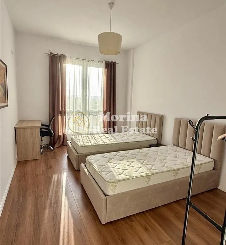 Tirane, jepet me qera apartament 2+1 Kati 6, 100 m² 600 € (Rruga 5 Maji — Kompleksi INERTI shpk)