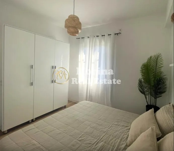 Tirane, jepet me qera apartament 1+1 Kati 2, 50 m² 500 € (Kompleksi Siri)