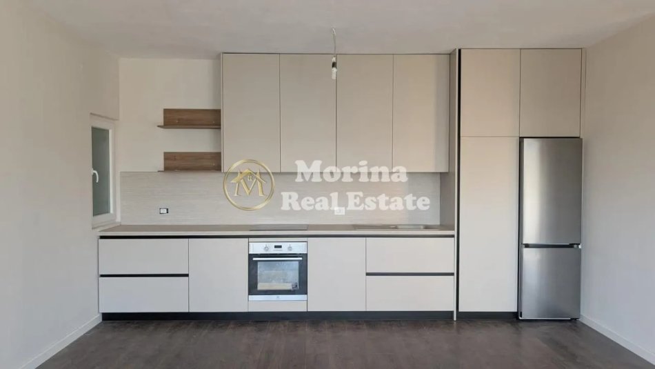 Tirane, jepet me qera apartament 2+1 Kati 2, 125 m² 700 € (Bulevardi i Ri)