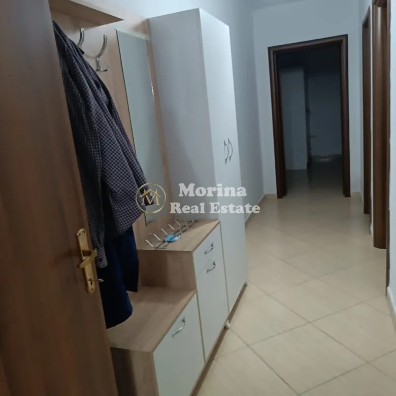 Tirane, jepet me qera apartament 2+1 Kati 4, 90 m² 500 € (Kompleksi Malajzian)
