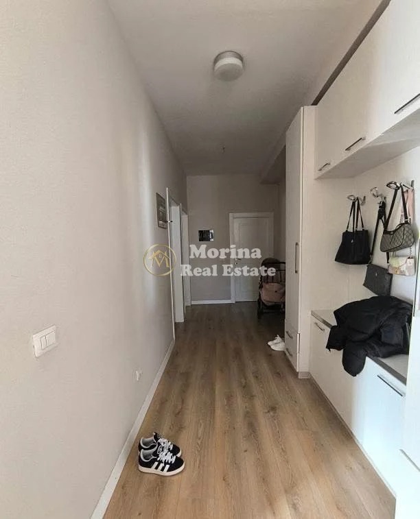 Tirane, jepet me qera apartament 2+1 Kati 9, 450 m² 450 € (Yzberisht)