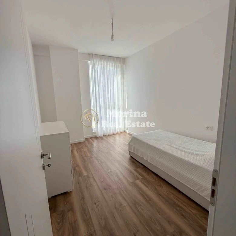 Tirane, jepet me qera apartament 2+1 Kati 7, 98 m² 650 € (Siri Kodra)