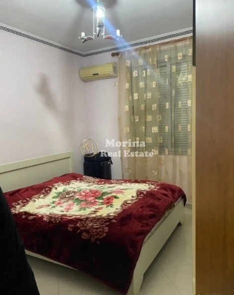 Tirane, jepet me qera apartament 2+1 Kati 4, 90 m² 600 € (Komuna e Parisit)