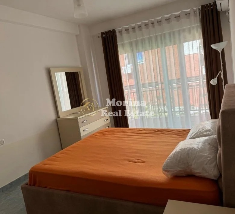 Tirane, jepet me qera apartament 1+1 Kati 3, 75 m² 550 € (Liqeni i Thate)
