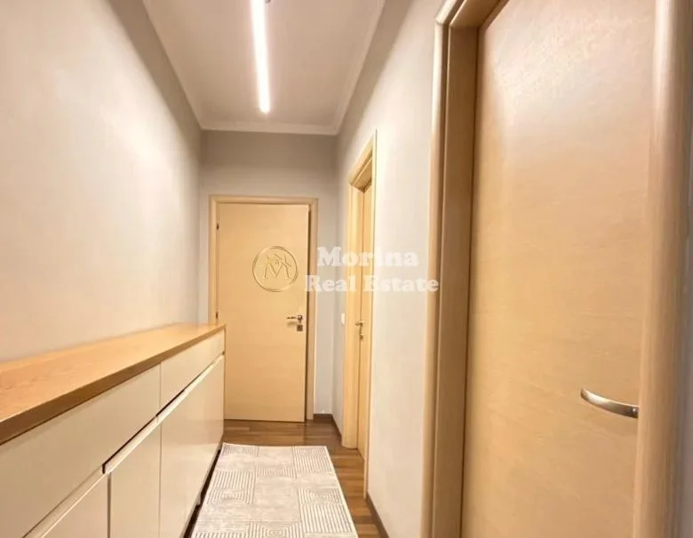 Tirane, jepet me qera apartament 2+1 Kati 7, 115 m² 650 € (Astir)