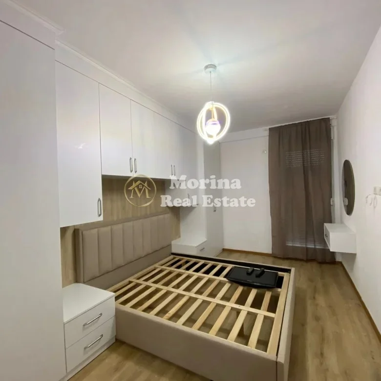 Tirane, jepet me qera apartament 2+1 Kati 5, 80 m² 500 € (Rruga 5 Maji)