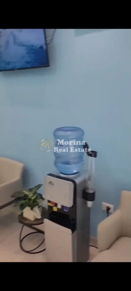 Tirane, jepet me qera ambjent biznesi Kati 0, 100 m² 1.600 € (Rruga Kongresi i Manastirit)