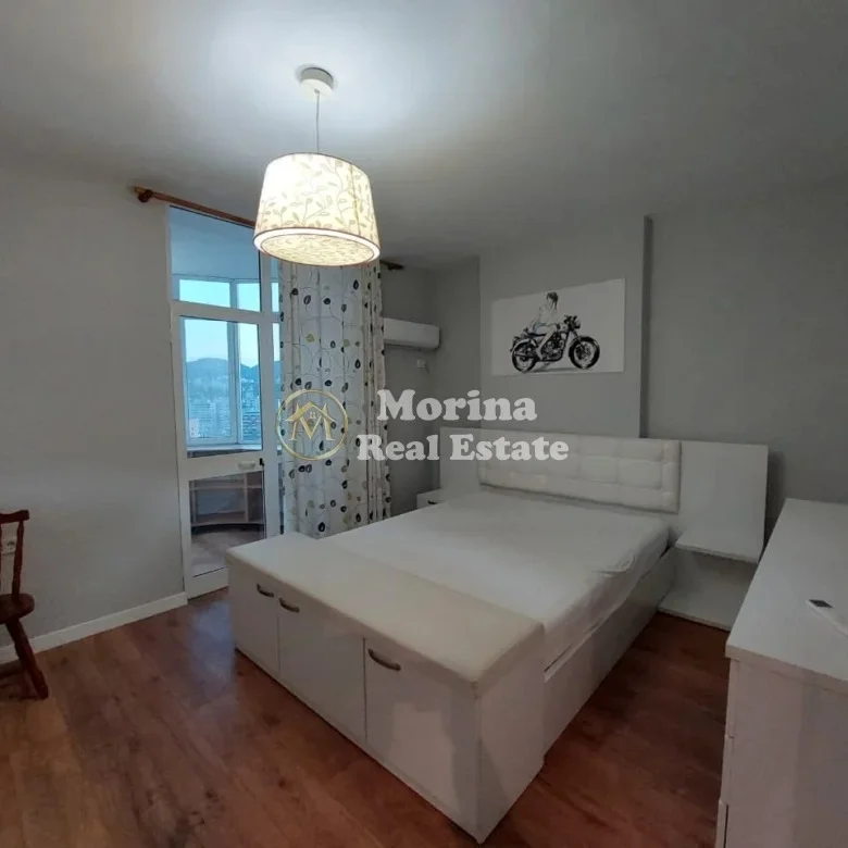 Tirane, jepet me qera apartament 2+1+Ballkon Kati 13, 125 m² 1.150 € (Blloku)