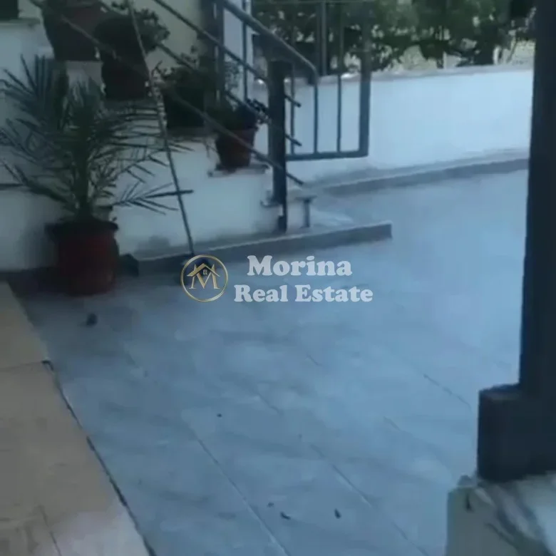 Tirane, jepet me qera apartament 1+1 Kati 2, 50 m² 350 € (Don Bosko)