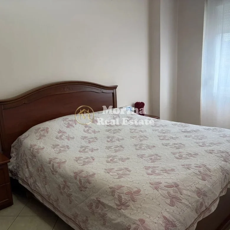 Tirane, jepet me qera apartament 2+1 Kati 5, 90 m² 450 € (Casa Italia)