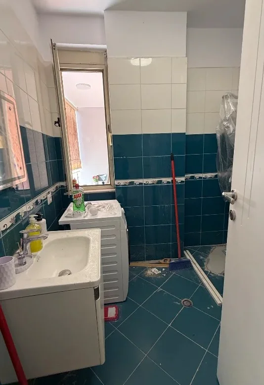 Tirane, jepet me qera apartament 1+1 Kati 3, 65 m² 500 € (Astir)