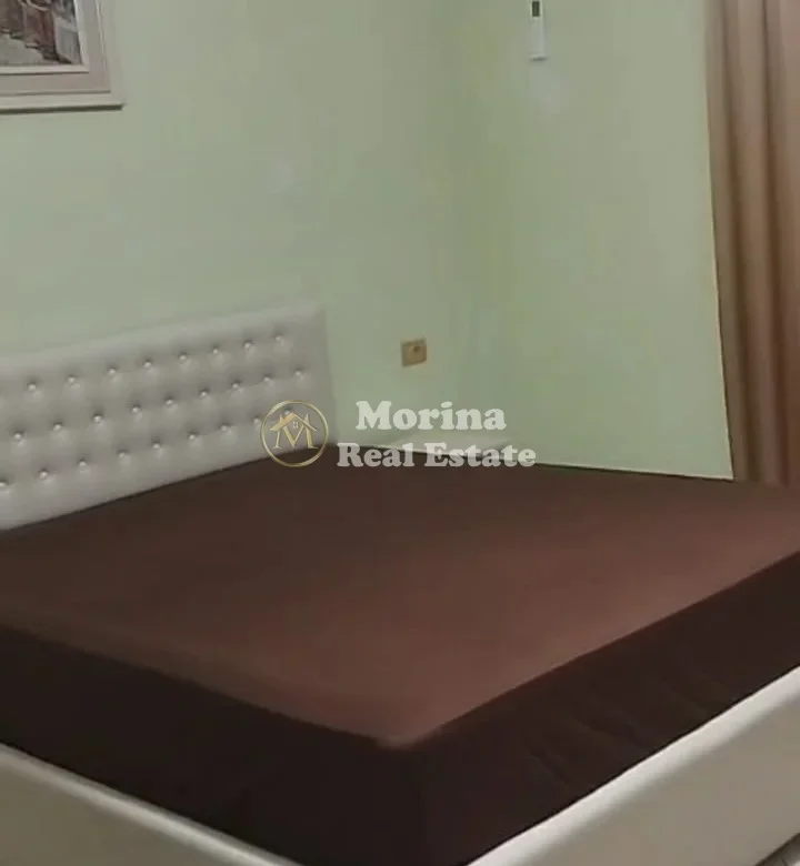 Tirane, jepet me qera apartament 1+1 Kati 2, 80 m² 330 € (Laprake)