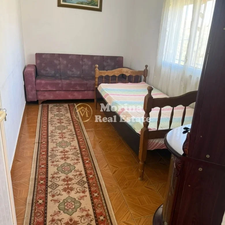 Tirane, jepet me qera shtepi 2+1 Kati 2, 110 m² 500 € (Fusha Aviacionit)