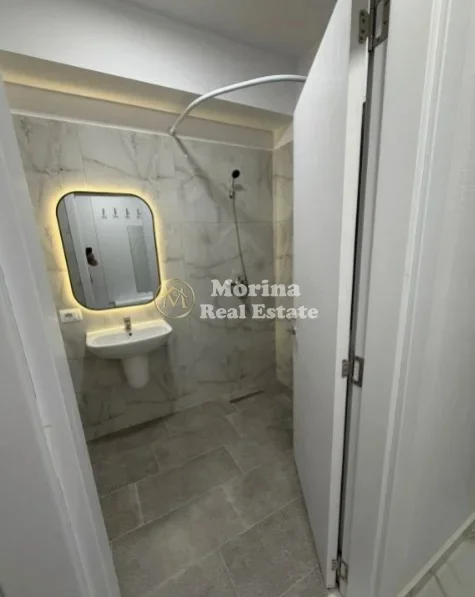 Tirane, jepet me qera garsonier Kati 3, 38 m² 420 € (Laprake)