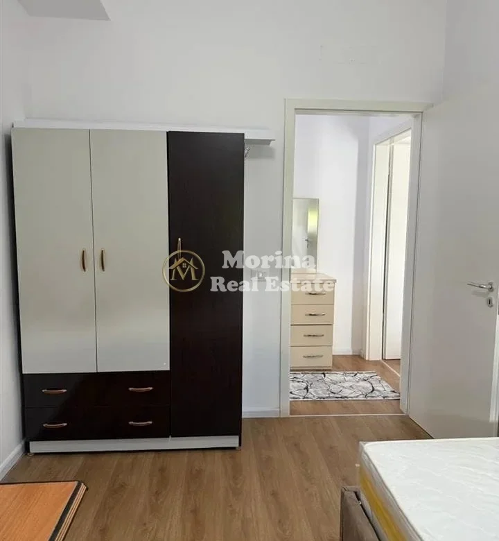 Tirane, jepet me qera apartament 2+1 Kati 7, 75 m² 500 € (Ali Demi)