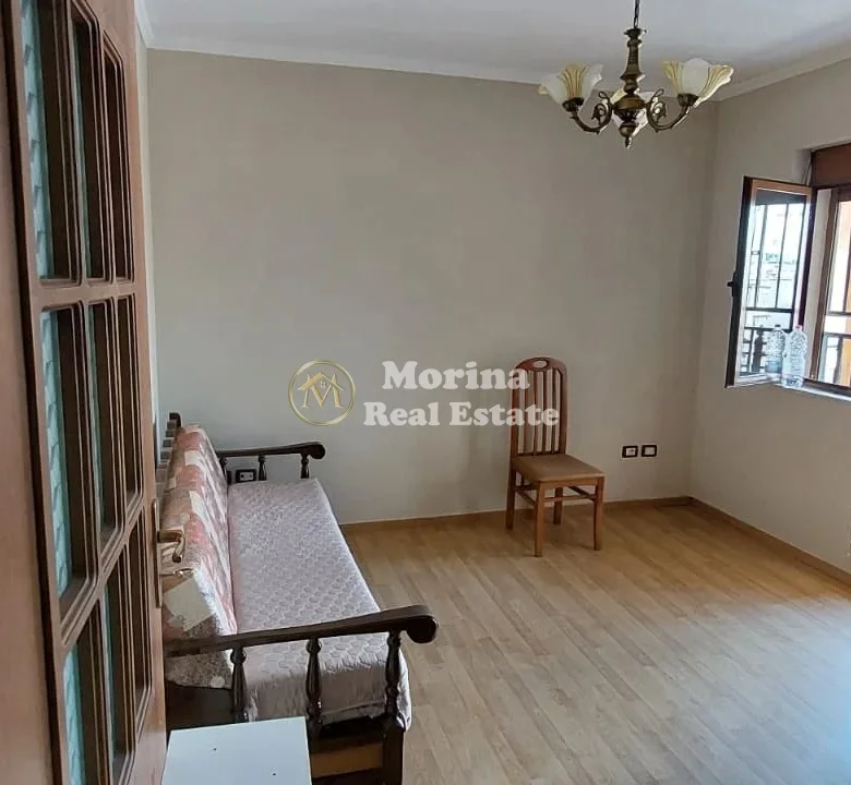 Tirane, jepet me qera apartament 1+1 Kati 6, 60 m² 400 € (Pazari i Ri)