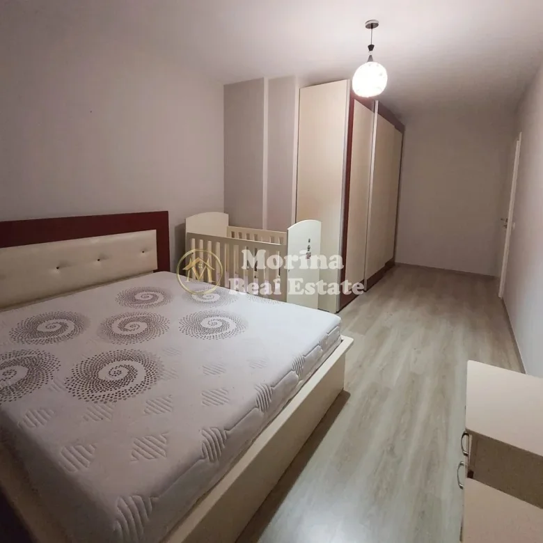 Tirane, shitet apartament 2+1 Kati 4, 108 m² 195.000 € (5 Maji)