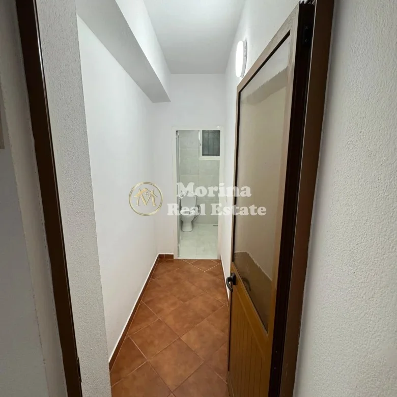Tirane, jepet me qera shtepi 1+1 Kati 1, 55 m² 400 € (Qytet Studenti)