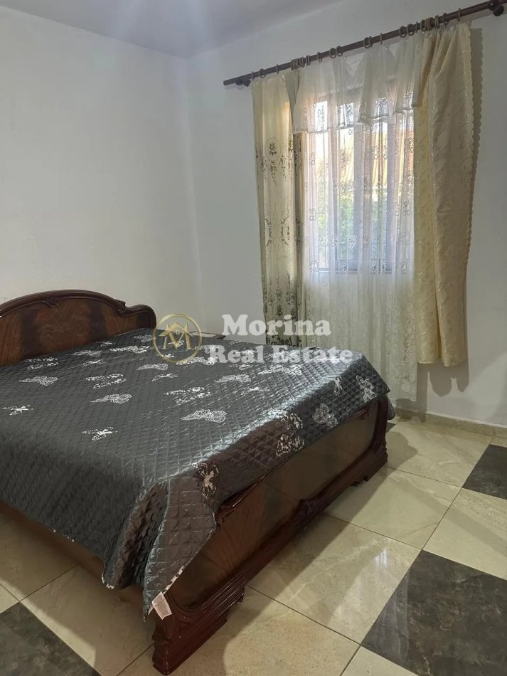 Tirane, jepet me qera apartament 1+1 Kati 1, 70 m² 400 € (Vilat Amerikane)