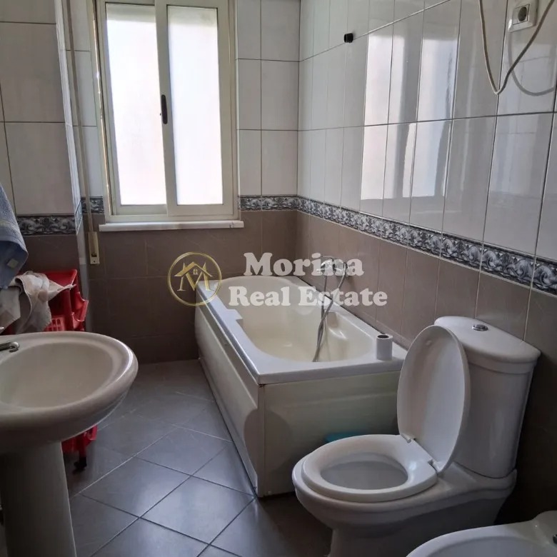 Tirane, jepet me qera apartament 2+1 Kati 2, 114 m² 650 € (Don Bosko)