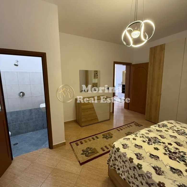Tirane, jepet me qera apartament 2+1 Kati 4, 143 m² 500 € (Rruga Siri Kodra)