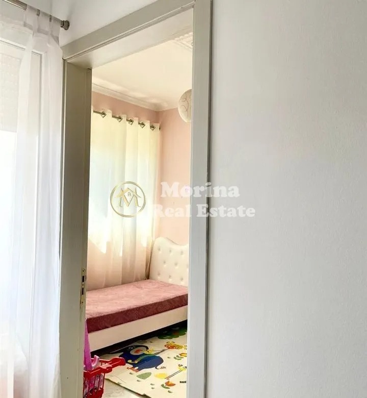 Tirane, jepet me qera apartament 2+1 Kati 4, 100 m² 700 € (Jordan Misja)