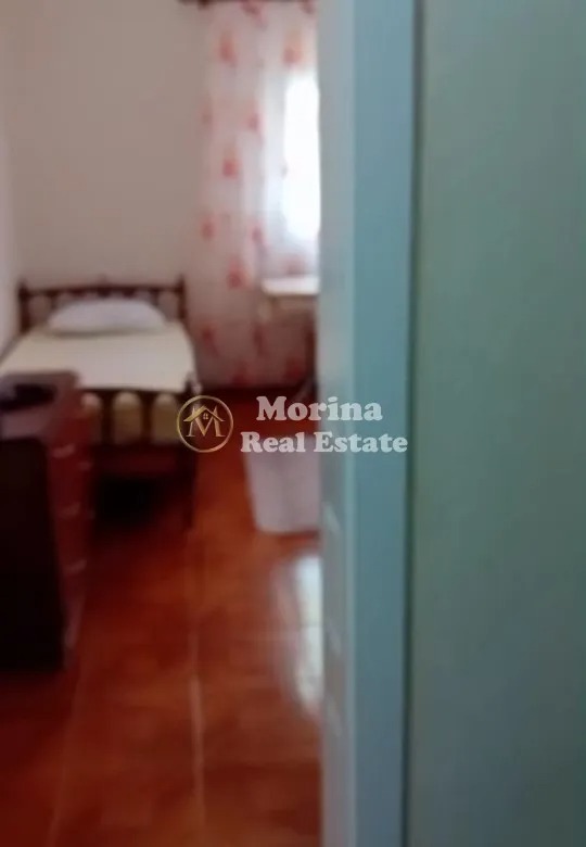 Tirane, jepet me qera apartament 1+1 Kati 2, 60 m² 250 € (“Institut Kamëz”)
