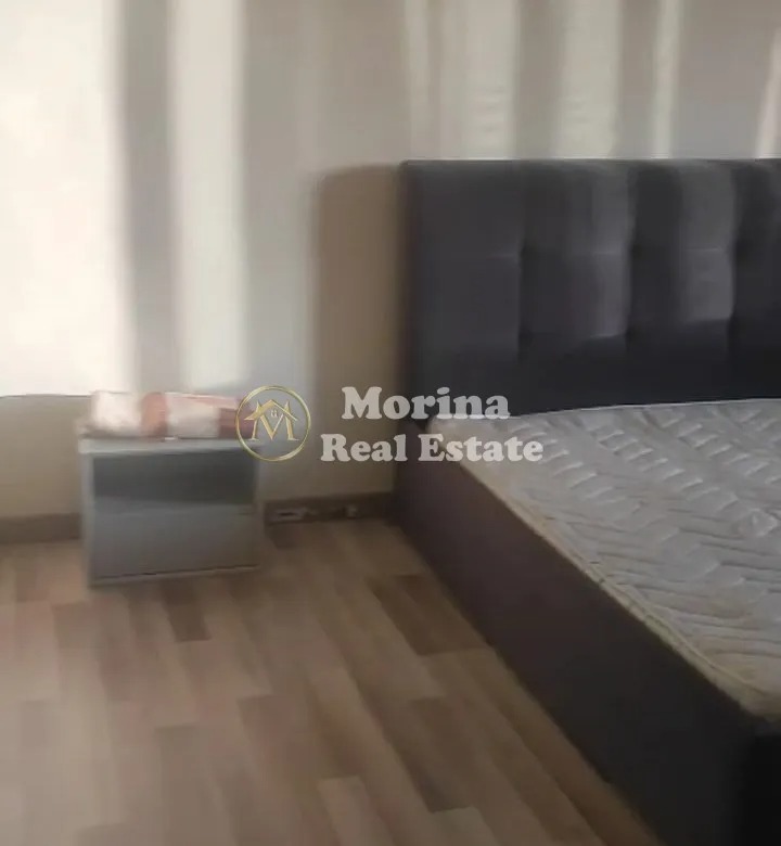 Tirane, jepet me qera apartament 2+1 Kati 2, 68 m² 350 € (Ish Profarma, Xhamlliku)
