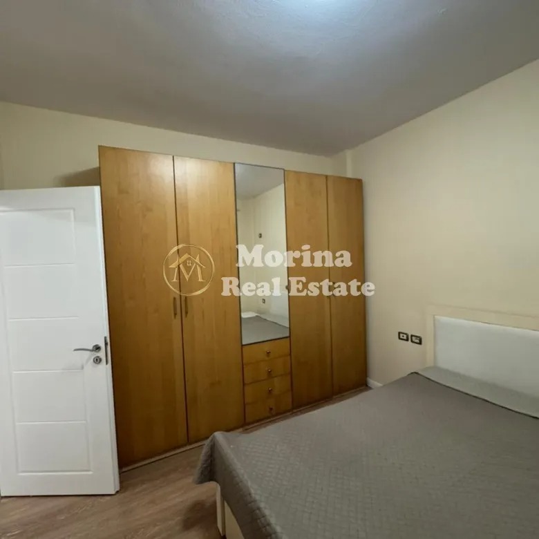 Tirane, jepet me qera apartament 2+1 Kati 2, 90 m² 550 € (Pallati Brigadave)