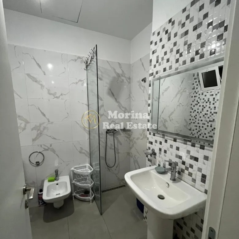 Tirane, jepet me qera apartament 2+1 Kati 6, 96 m² 500 € (Rruga e Kavajes)