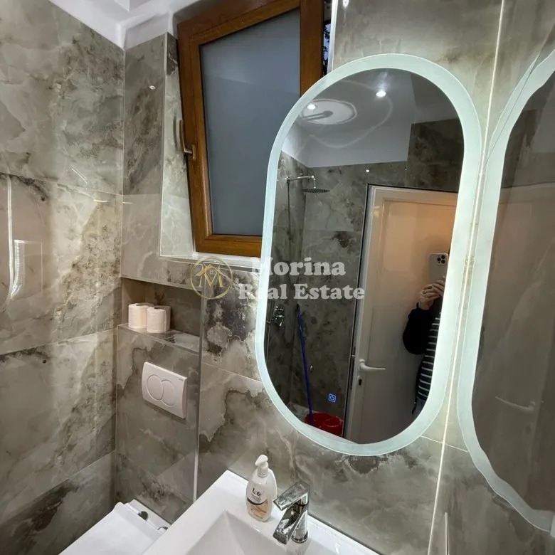 Tirane, jepet me qera apartament 1+1 Kati 2, 48 m² 400 € (Qytet Studenti)