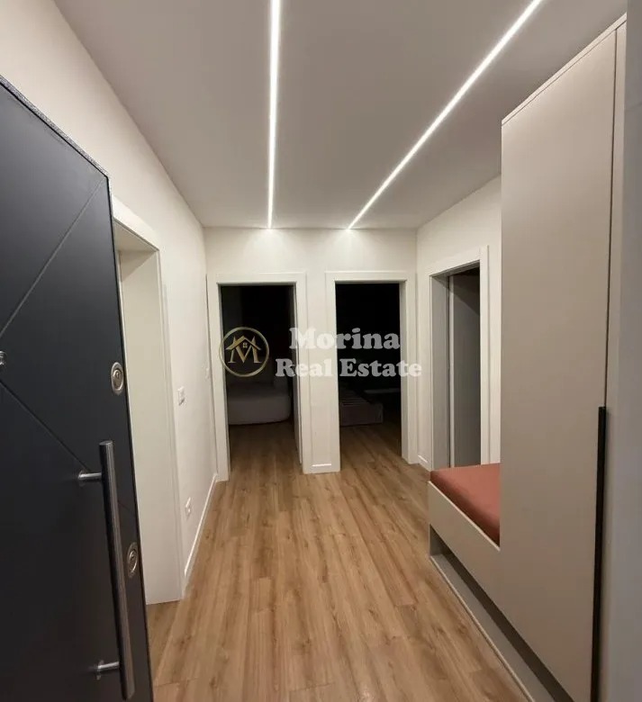 Tirane, jepet me qera apartament 2+1 Kati 3, 80 m² 850 € (Rruga e Kavajes)