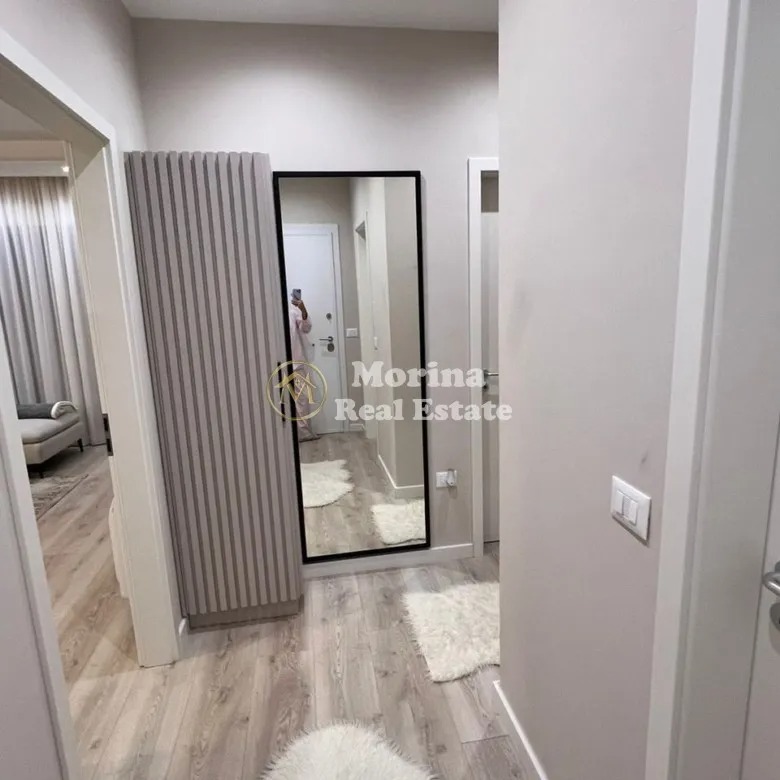 Tirane, jepet me qera apartament 2+1 Kati 5, 85 m² 800 € (21 Dhjetori)