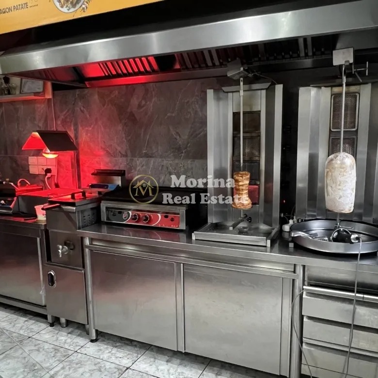 Tirane, shitet ambjent biznesi Kati 1, 42 m² (Rruga 5 Maji)