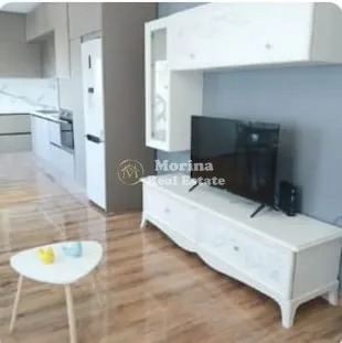 Tirane, jepet me qera apartament 1+1 Kati 9, 60 m² 700 € (21 Dhjetori)