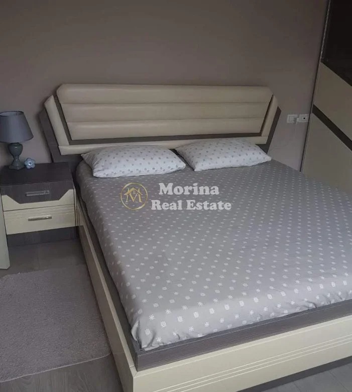 Tirane, jepet me qera apartament 1+1 Kati 3, 70 m² 600 € (Don Bosko)