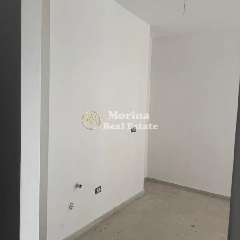 Tirane, shitet apartament 1+1 Kati 3, 53 m² 66.500 € (Univers City)