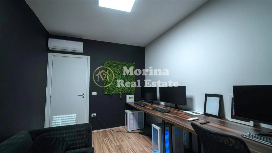 Tirane, jepet me qera ambjent biznesi Kati 6, 132 m² 800 € (Don Bosko)
