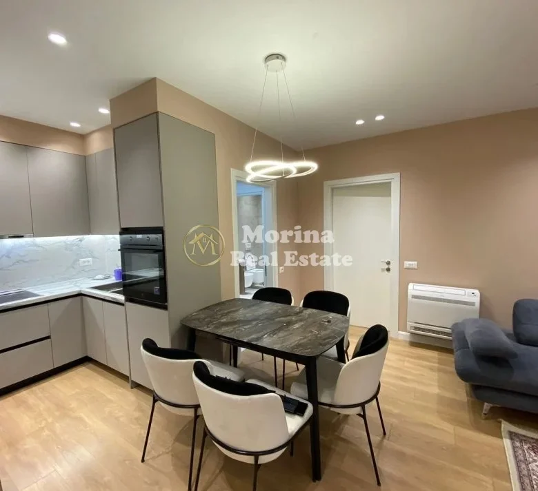 Tirane, jepet me qera apartament 2+1 Kati 1, 100 m² 750 € (Selvia)
