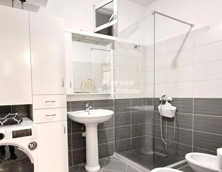 Tirane, jepet me qera apartament 2+1 Kati 7, 115 m² 650 € (Astir)