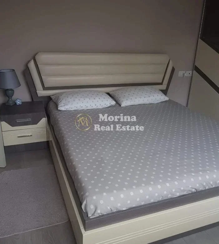 Tirane, jepet me qera apartament 1+1 Kati 3, 70 m² 600 € (Stacioni i Trenit)