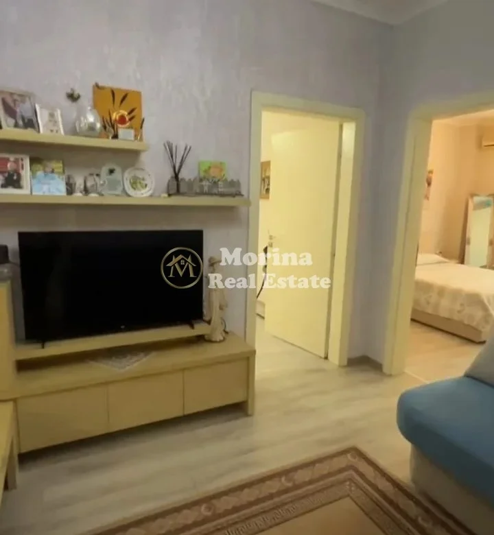 Tirane, jepet me qera apartament 2+1 Kati 8, 95 m² 570 € (Don Bosko)