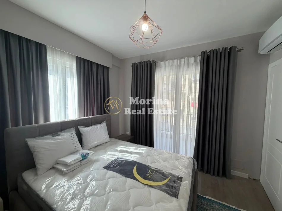 Tirane, jepet me qera apartament 1+1 Kati 3, 67 m² 600 € (Laprake,Kupola)