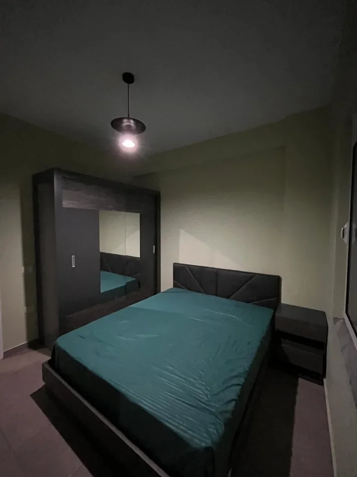 Tirane, jepet me qera apartament 1+1 Kati 6, 70 m² 450 € (Casa Italia)