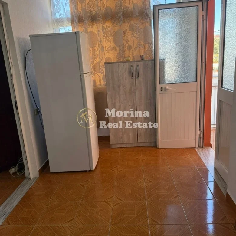 Tirane, jepet me qera shtepi 2+1 Kati 2, 110 m² 500 € (Fusha Aviacionit)