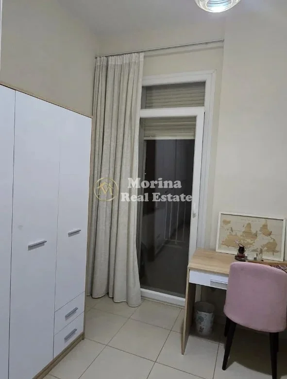 Shqiperi, jepet me qera apartament 2+1 Kati 2, 114 m² 1.000 € (Kopshti Botanik)
