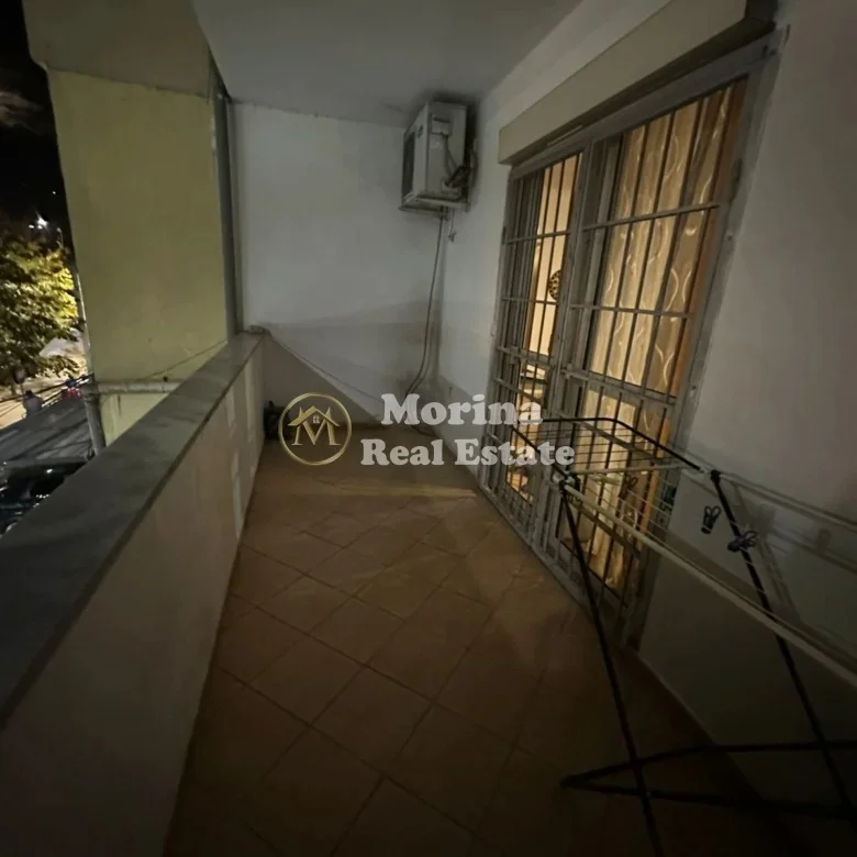 Tirane, jepet me qera apartament 2+1+Ballkon Kati 2, 120 m² 550 € (Shkolla e Baletit)
