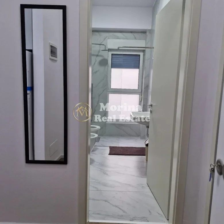 Tirane, jepet me qera apartament 1+1 Kati 6, 50 m² 450 € (Ali Demi)